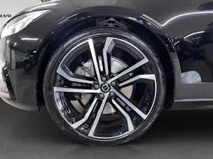 VOLVO S90 2.0 B6 Ultimate Dark AWD