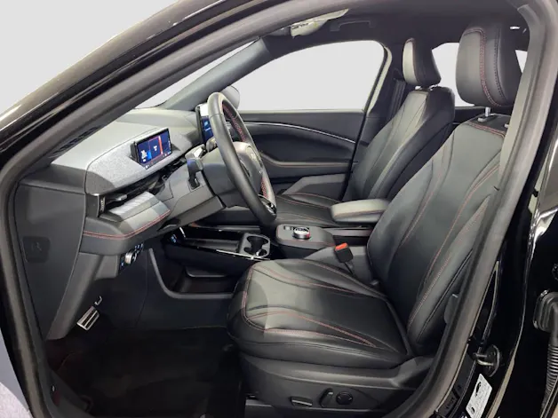 FORD Mustang Mach-E Extended AWD