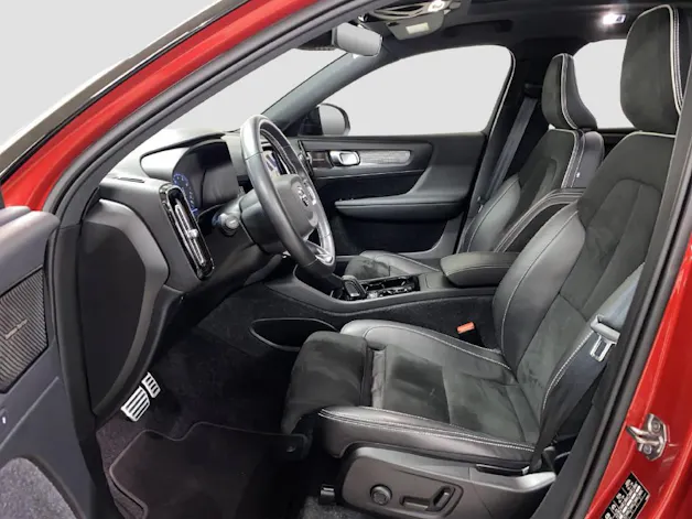 VOLVO XC40 2.0 B4 MH R-Design AWD