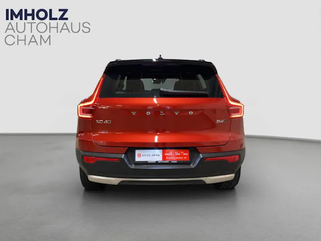 VOLVO XC40 2.0 B4 MH R-Design AWD