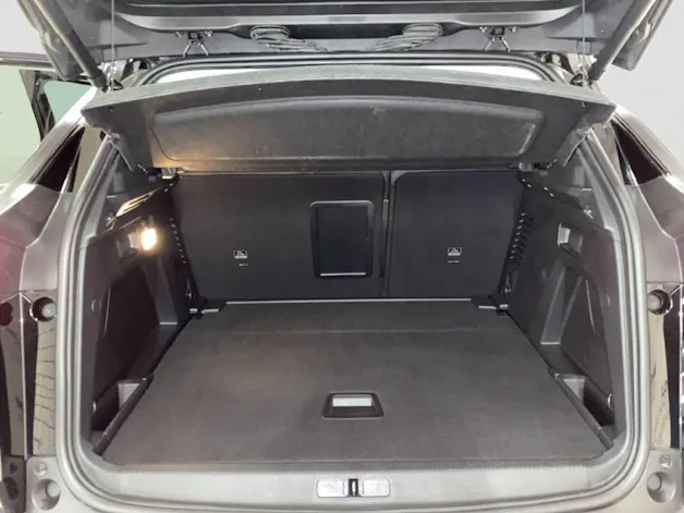 PEUGEOT 3008 1.5 BlueHDi Allure Pack