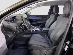 PEUGEOT 3008 1.5 BlueHDi Allure Pack