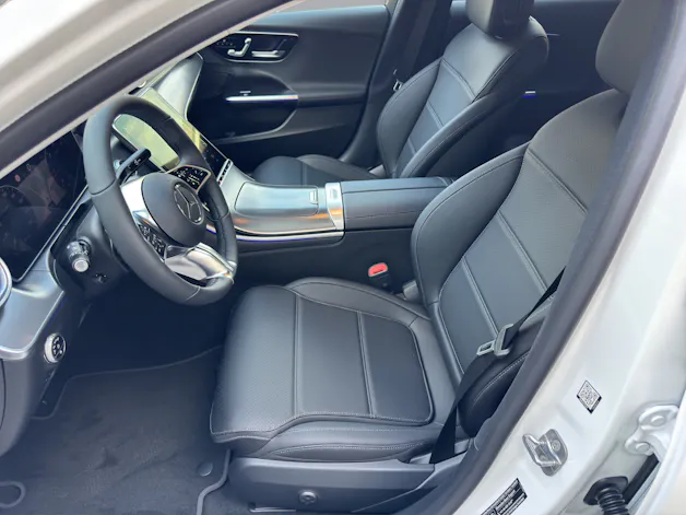 MERCEDES-BENZ C-Klasse S206 Kombi C 220 d Swiss Star Avantgarde 4matic