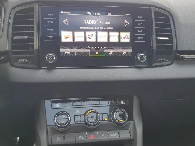 SKODA Karoq 1.5 TSI SportLine DSG