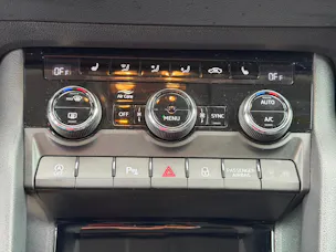 SKODA Karoq 2.0 TDI Ambition 4x4 DSG
