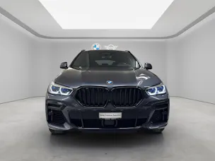 BMW X6 M50i