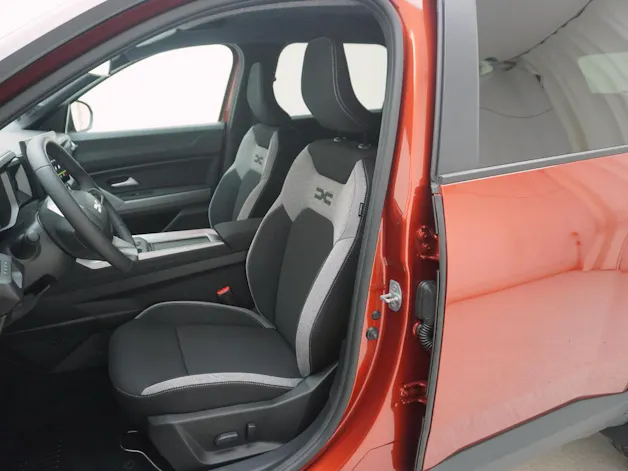 DACIA Bigster 1.2 Hybrid Journey 4x4