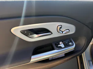 MERCEDES-BENZ CLA 200 4 M