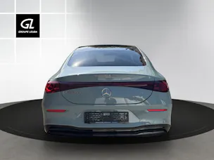 MERCEDES-BENZ CLA 200 4 M