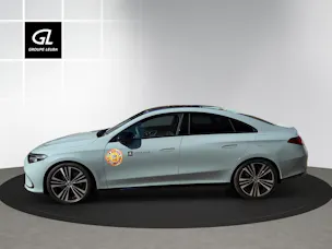 MERCEDES-BENZ CLA 200 4 M