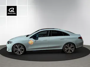 MERCEDES-BENZ CLA 200 4 M