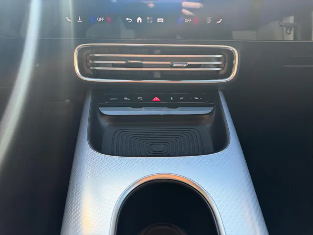 MERCEDES-BENZ CLA 200 4 M