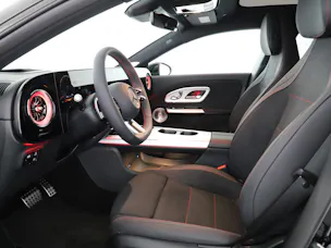 MERCEDES-BENZ CLA 220 8G-DCT 4Matic