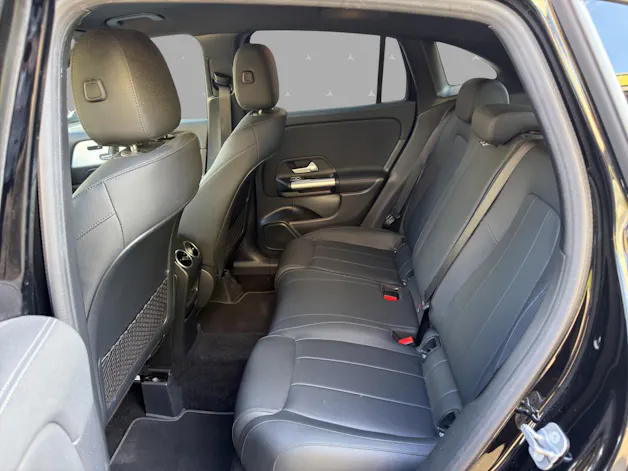 MERCEDES-BENZ GLA 250 4Matic 8G-DCT Swiss Star