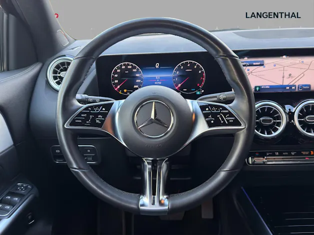 MERCEDES-BENZ GLA 250 4Matic 8G-DCT Swiss Star