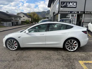 Tesla Model 3 Performance D AWD