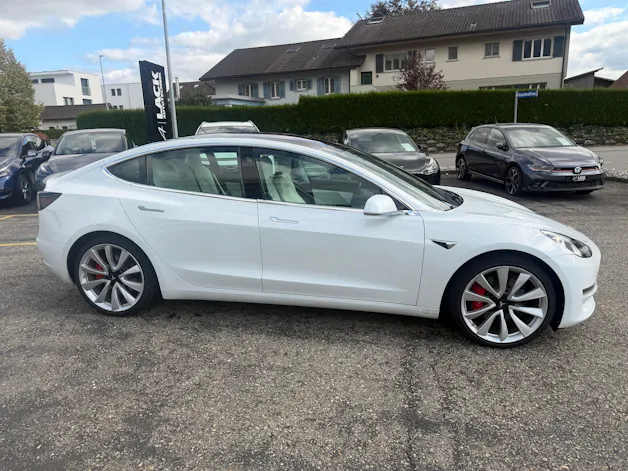 Tesla Model 3 Performance D AWD