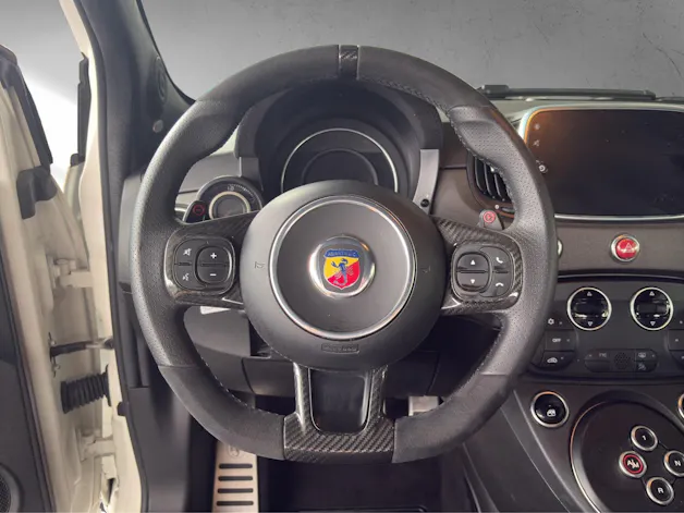 FIAT 695 1.4 16V Turbo Abarth 70 Anniversario