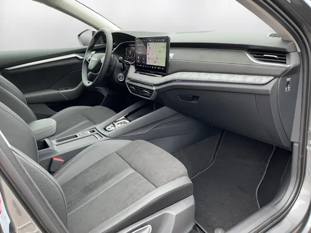SKODA Octavia Combi 1.5 TSI mHEV DSG Sport Line
