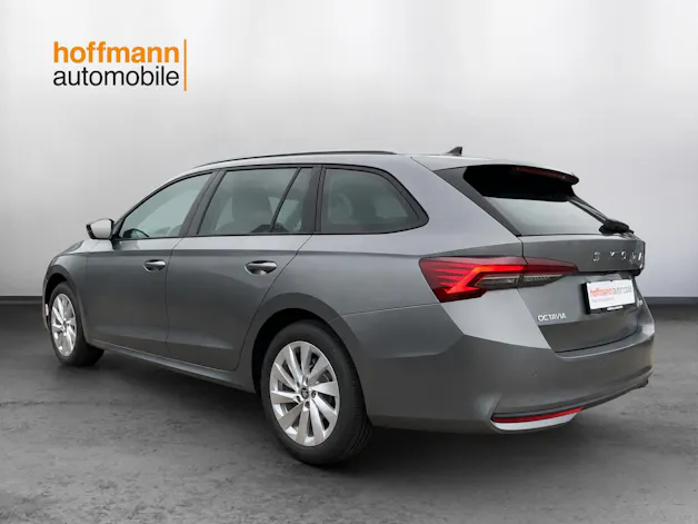 SKODA Octavia Combi 1.5 TSI mHEV DSG Sport Line