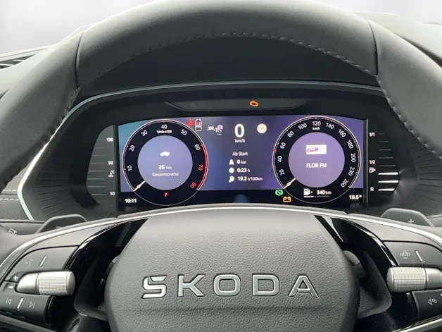 SKODA Octavia Combi 1.5 TSI mHEV DSG Sport Line