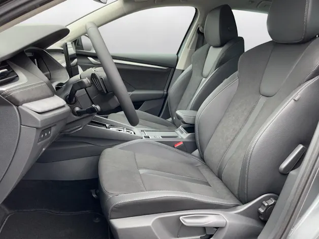 SKODA Octavia Combi 1.5 TSI mHEV DSG Sport Line