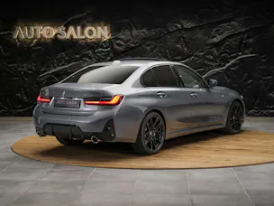 BMW 330d xDrive Steptronic M Sport Pro *Facelift*Werksgarantie*Panorama*Head-Up*AHK*