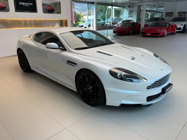 ASTON MARTIN DBS Coupé