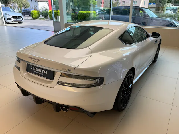 ASTON MARTIN DBS Coupé