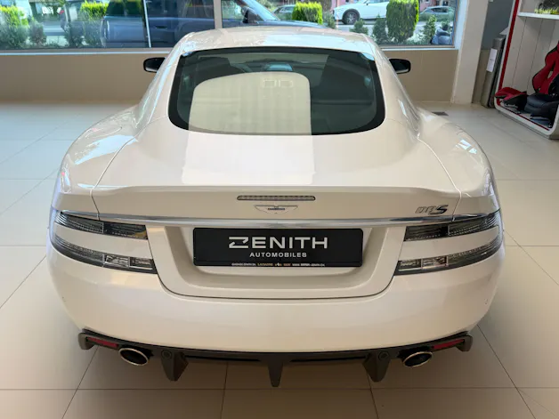 ASTON MARTIN DBS Coupé