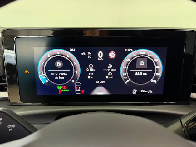 VW T-Roc 1.5 eTSI mHEV R-Line DSG