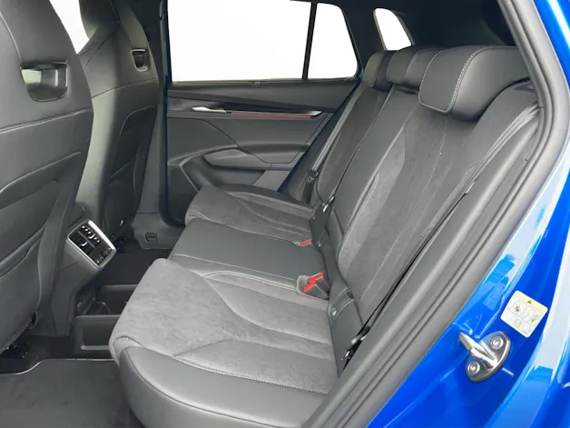SKODA Elroq 85x Sportline 4x4