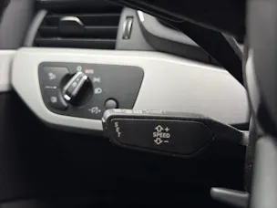AUDI A4 Avant 35 TDI advanced Attraction S-tronic *Navi*Sitzheizung*DAB+ uvm.*