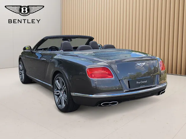 BENTLEY Continental GTC 4.0 V8- im neuwertigen Zustand!