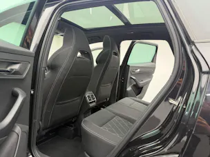 SKODA Karoq 2.0 TSI 190PS Black Magic Perl SportLine 4x4 DSG / RF-Kamera / Panoramadach / Virtuelles Cockpit / AHK-Schwenkbar /