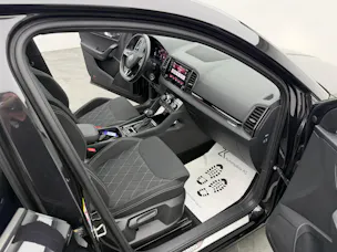 SKODA Karoq 2.0 TSI 190PS Black Magic Perl SportLine 4x4 DSG / RF-Kamera / Panoramadach / Virtuelles Cockpit / AHK-Schwenkbar /
