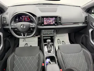 SKODA Karoq 2.0 TSI 190PS Black Magic Perl SportLine 4x4 DSG / RF-Kamera / Panoramadach / Virtuelles Cockpit / AHK-Schwenkbar /