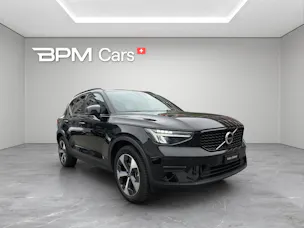 VOLVO XC40 2.0 B3 MH Plus Dark