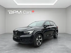 VOLVO XC40 2.0 B3 MH Plus Dark