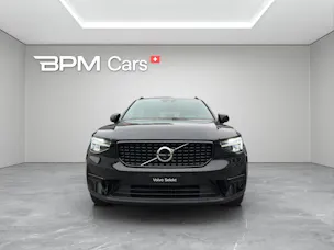 VOLVO XC40 2.0 B3 MH Plus Dark