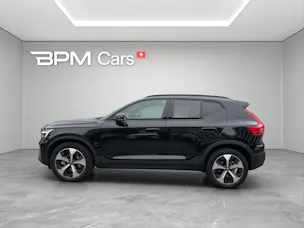 VOLVO XC40 2.0 B3 MH Plus Dark