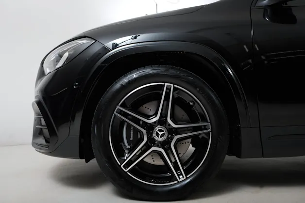 MERCEDES-BENZ GLA 250 Swiss Star AMG Line 4matic H247