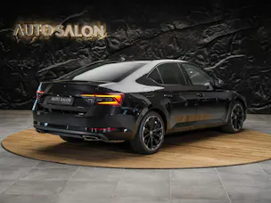SKODA Superb Limousine 2.0 TSI SportLine 4x4 DSG *Standheizung*CANTON Soundsystem*Lenkradheizung*
