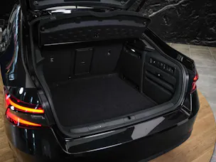 SKODA Superb Limousine 2.0 TSI SportLine 4x4 DSG *Standheizung*CANTON Soundsystem*Lenkradheizung*