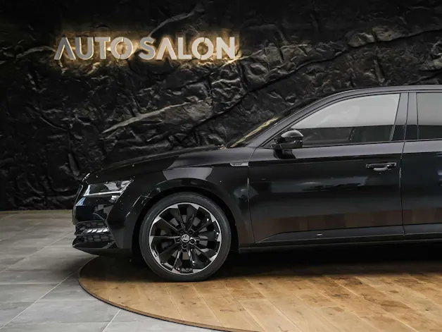 SKODA Superb Limousine 2.0 TSI SportLine 4x4 DSG *Standheizung*CANTON Soundsystem*Lenkradheizung*