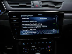 SKODA Superb Limousine 2.0 TSI SportLine 4x4 DSG *Standheizung*CANTON Soundsystem*Lenkradheizung*
