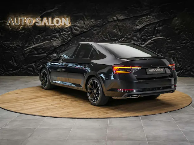 SKODA Superb Limousine 2.0 TSI SportLine 4x4 DSG *Standheizung*CANTON Soundsystem*Lenkradheizung*
