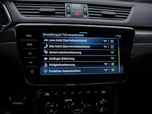SKODA Superb Limousine 2.0 TSI SportLine 4x4 DSG *Standheizung*CANTON Soundsystem*Lenkradheizung*