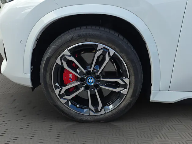 BMW iX1 xDrive 30 M Sport Pro