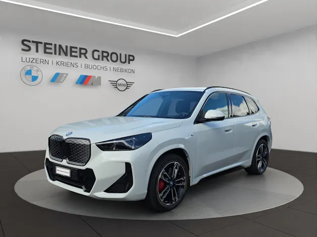 BMW iX1 xDrive 30 M Sport Pro